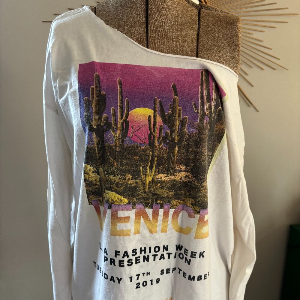 Venice Off the Shoulder Long Sleeved Tank